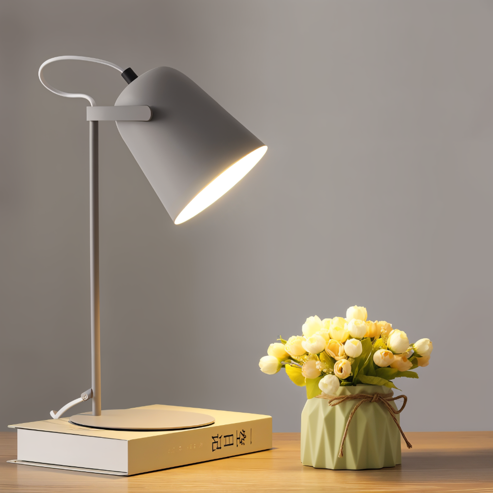Modern Rotating Table Lamp – Elegance and Functionality
