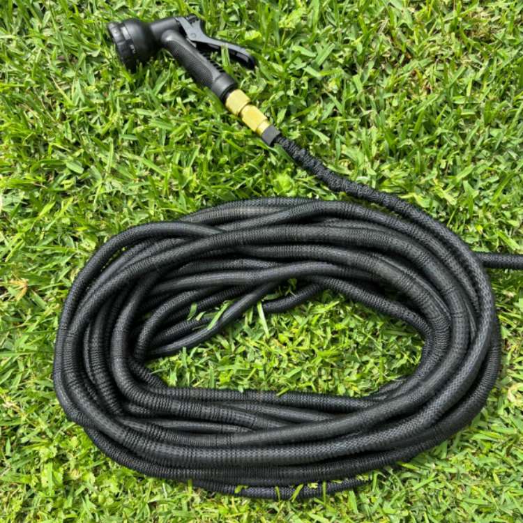 Mangueira de Jardim Extensível – 30m de Comprimento e Ultra Compacta