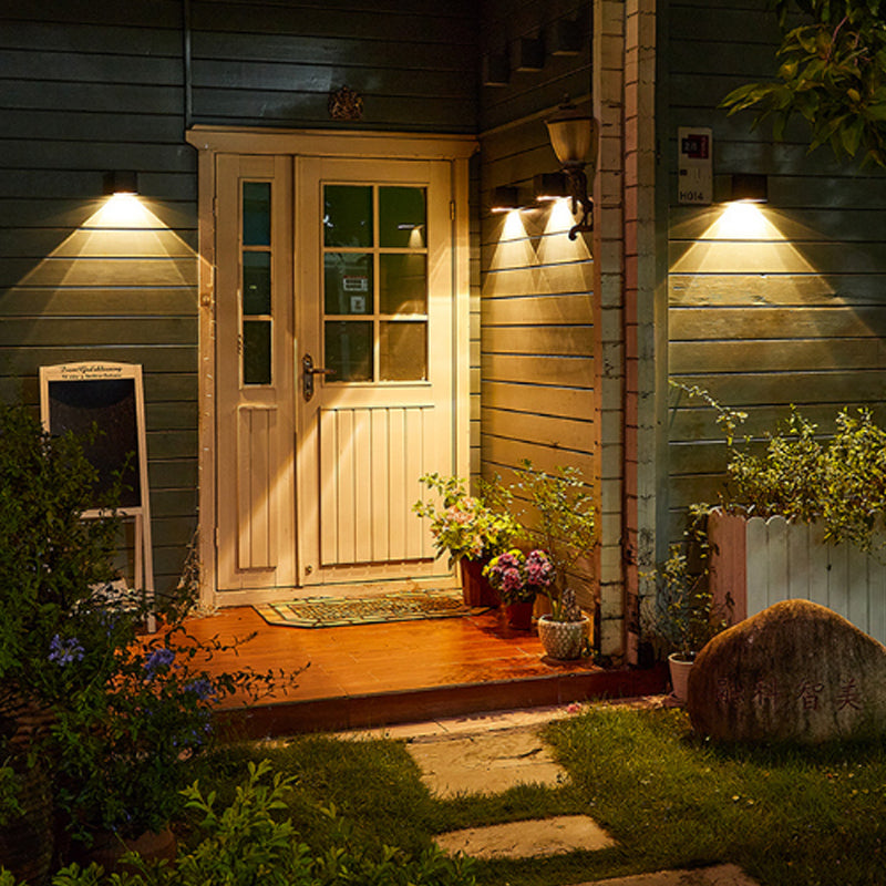 Lampada da parete solare per esterni IP65 - Illuminazione durevole ed ecologica
