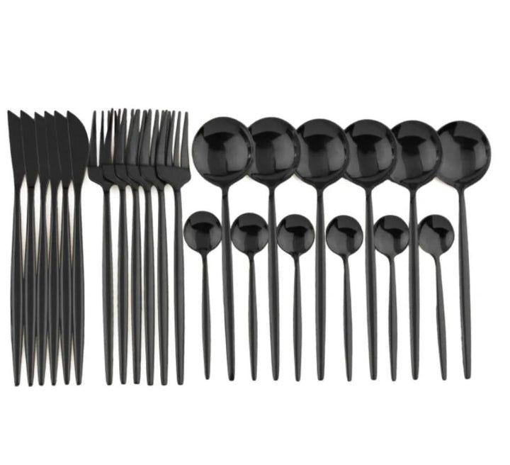 Set De Tacâmuri De Lux – Pentru O Masă Elegantă Și Distinsă