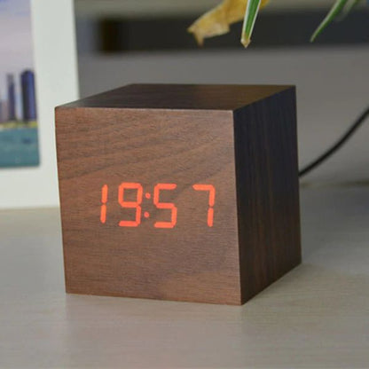 Cyfrowy zegar sześcienny – minimalistyczny design i wyświetlacz LED 