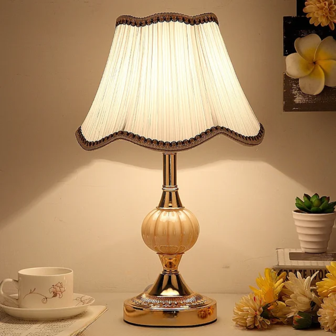 Lampa dekoracyjna stołowa – styl vintage i ponadczasowa elegancja 