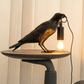 Dekorativní lampa — Havran pro tajemnou atmosféru 