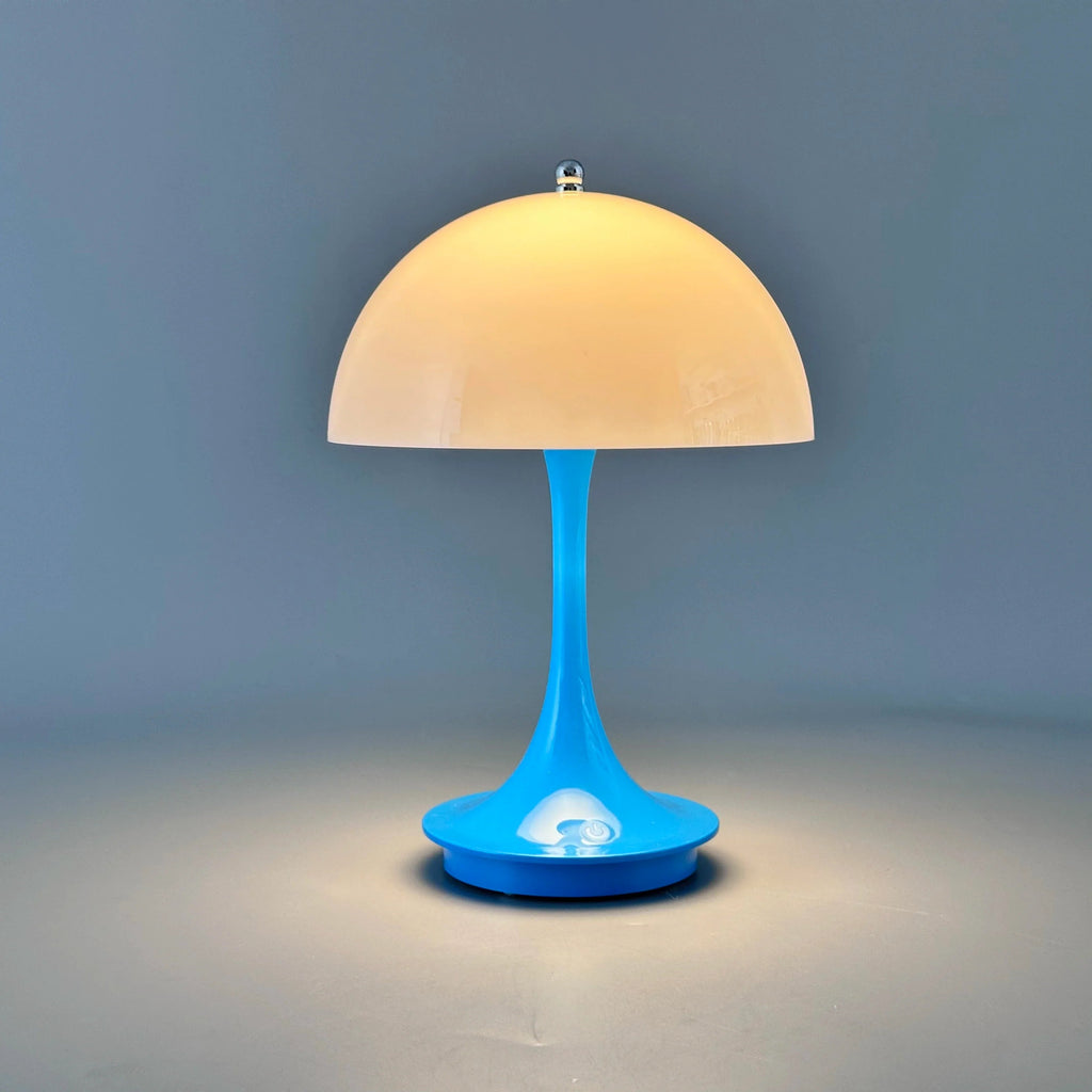 Lampada da Tavolo LED – Ricaricabile e Illuminazione a Tre Livelli 