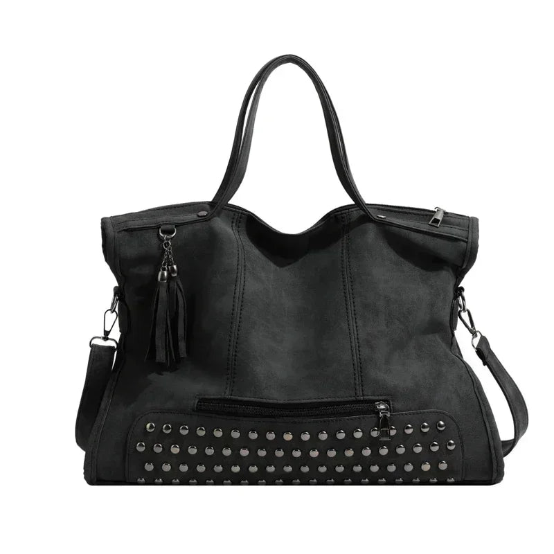Sandra | Luxury Handbag – Distinction and Comfort of Use 
