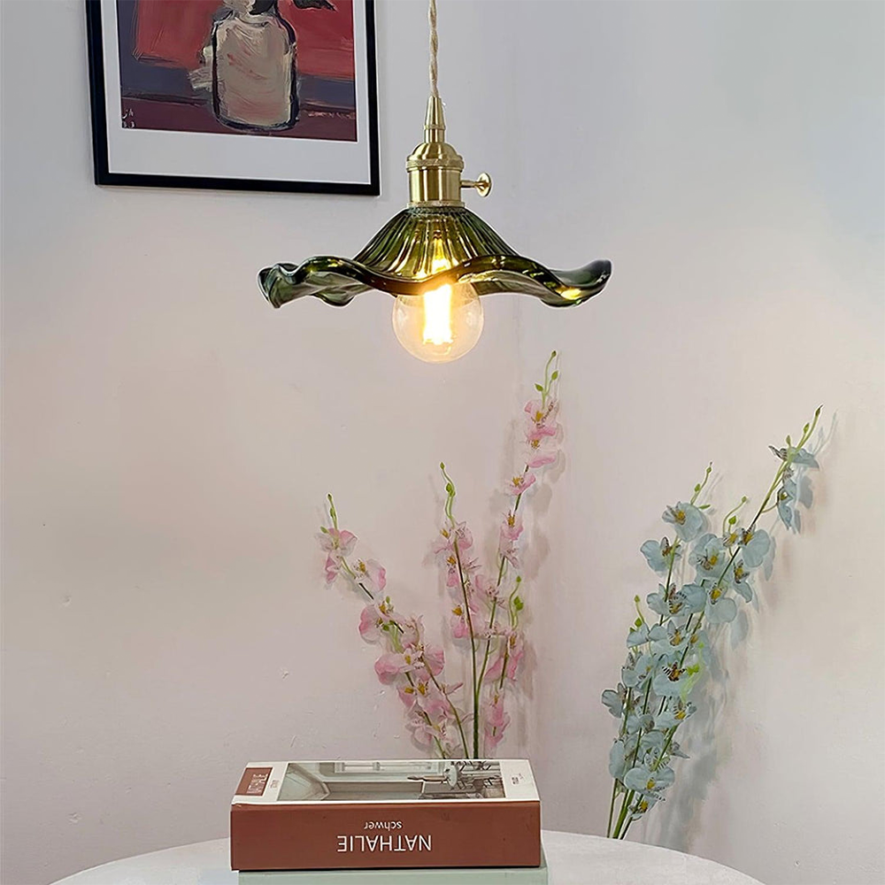 Lámpara Flor Suspendida – Encanto Natural y Espíritu Tierno 