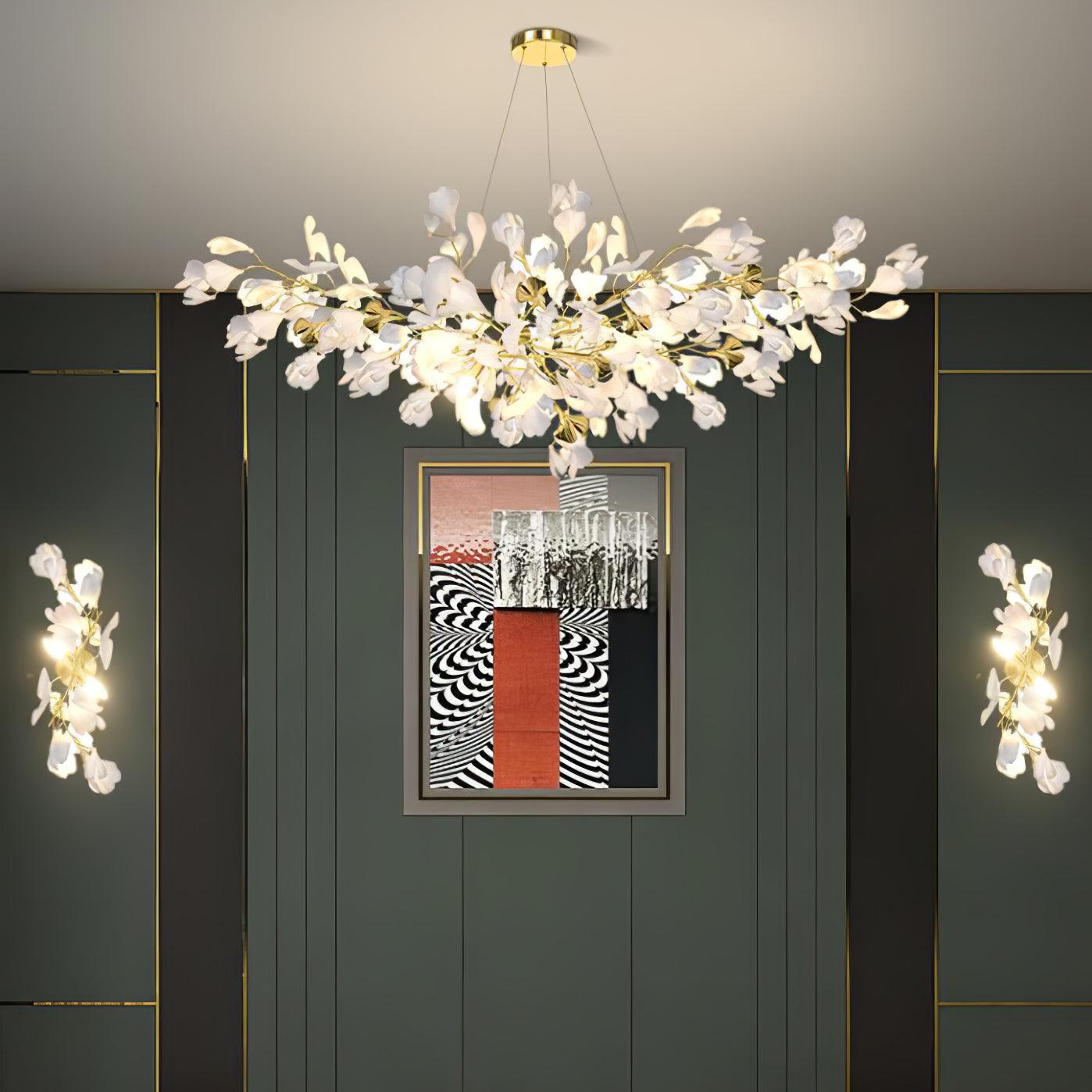 Květinová nástěnná lampa - Zlatá elegance a měkké světlo