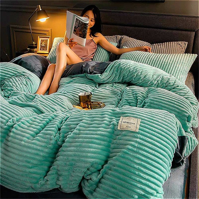 Warm Winter Duvet – Soft Comfort and Thermal Insulation 