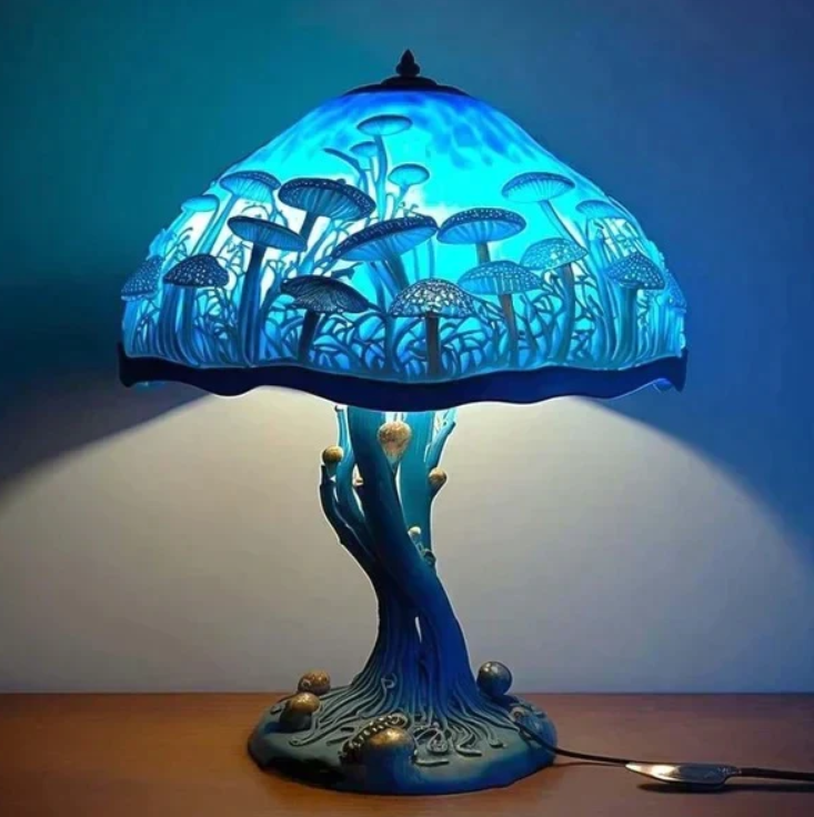 Upokojujúca vitrážová lampa – jemné svetlo a útulná atmosféra 