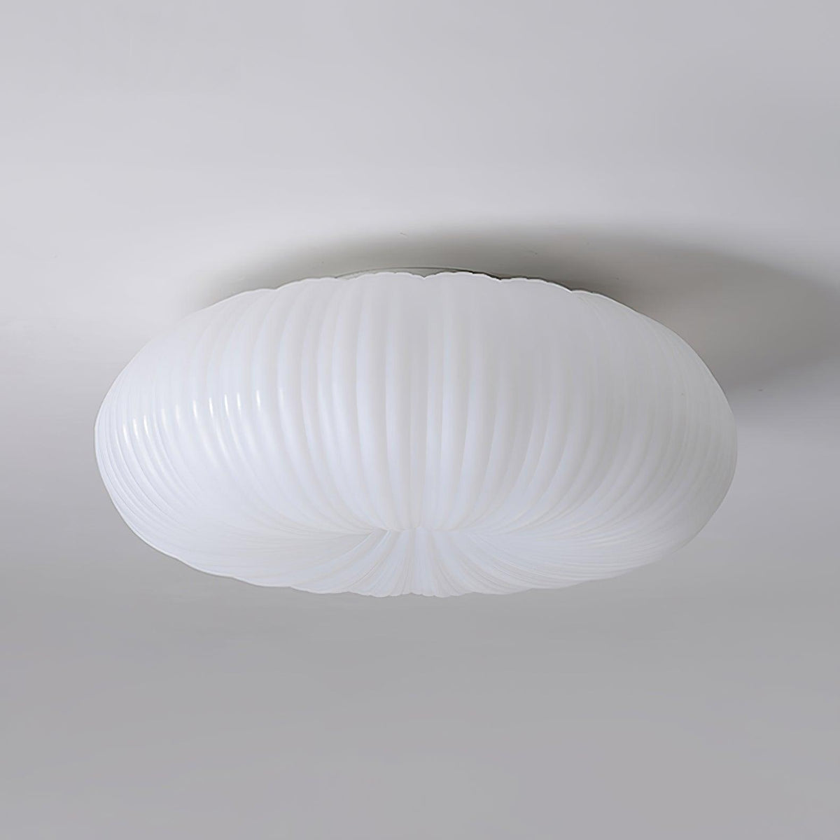 Elegant moderne loftlampe – justerbart lys og personlig atmosfære 