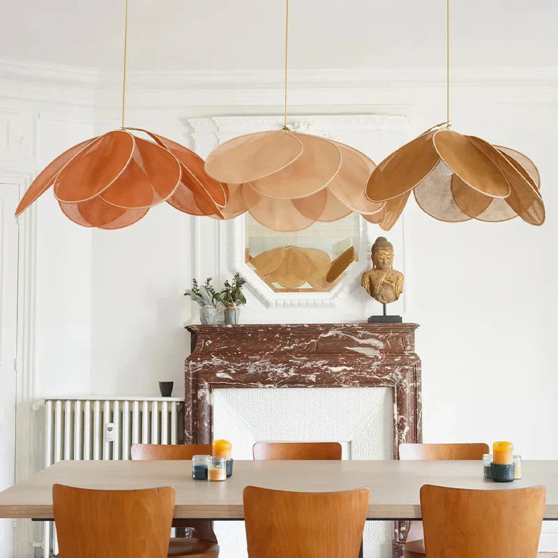 Elegant Blomsterophæng – Raffineret Og Romantisk Dekoration 