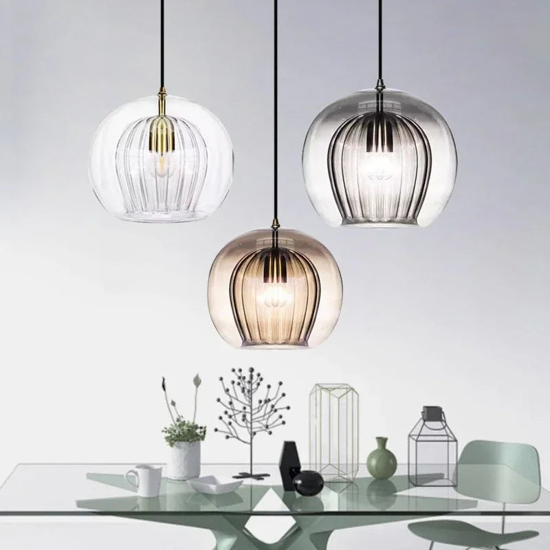 Sphère Lumineuse Moderne En Verre - Soft Light and Refined Style