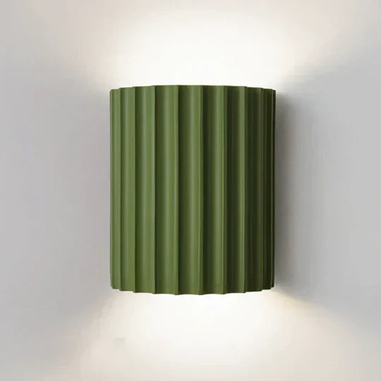 Moderne Vegglampe i Resin – Eleganse og Originalitet 