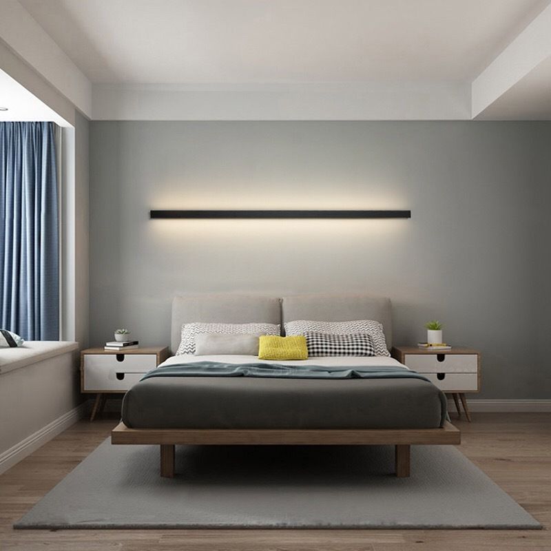 Linear LED Wall Lamp – Subtle Elegance for Modern Interiors 