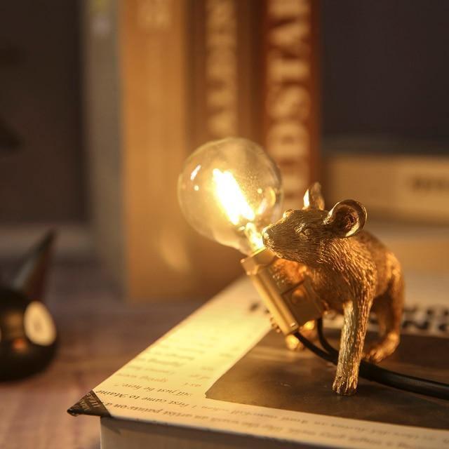 Skrivbordslampa Mus – Original dekoration och trendig belysning 