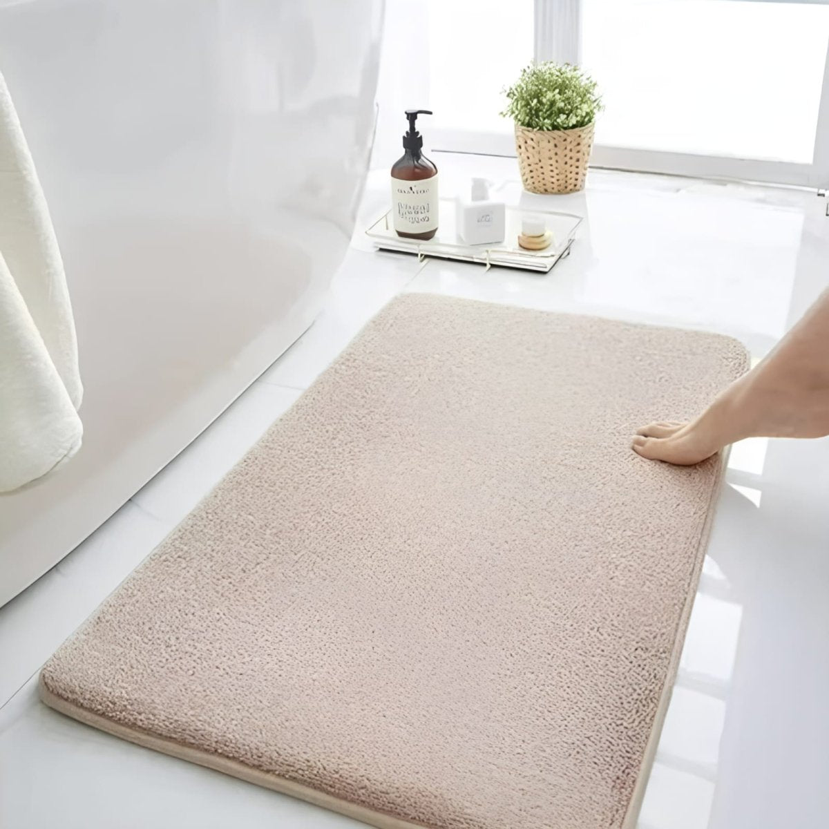 Super Absorbent Non-Slip Bath Mat – Daily Comfort and Safety 