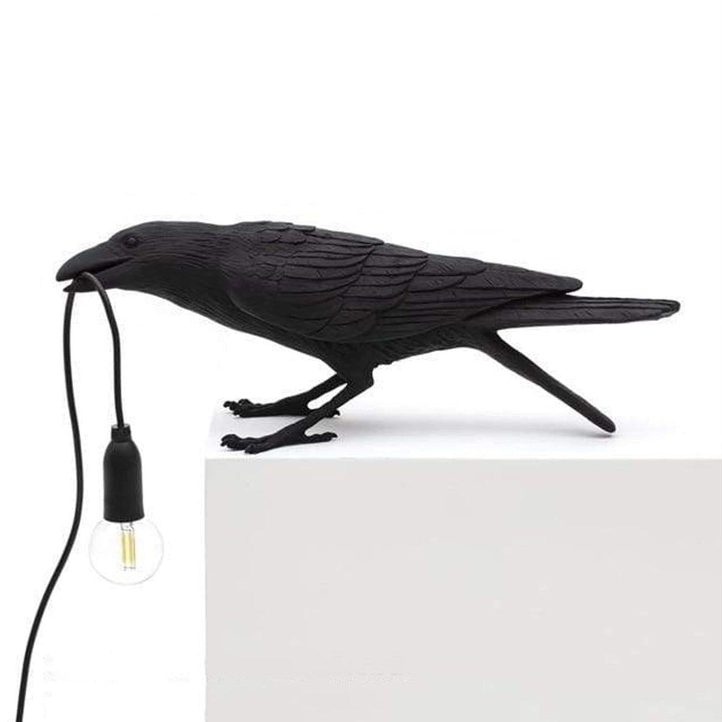 Dekorativní lampa — Havran pro tajemnou atmosféru 