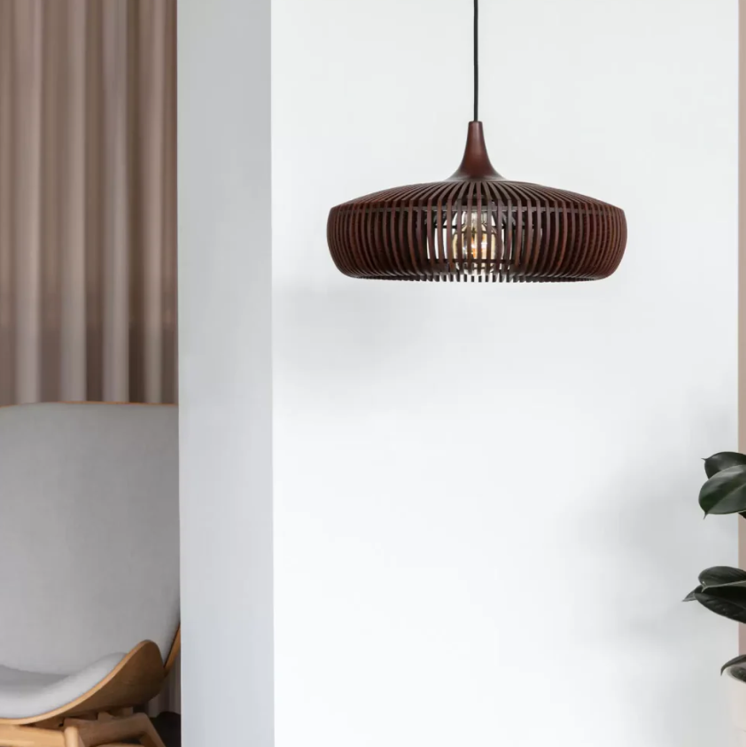 Elegant Lysophængning – Glans Og Raffinement 