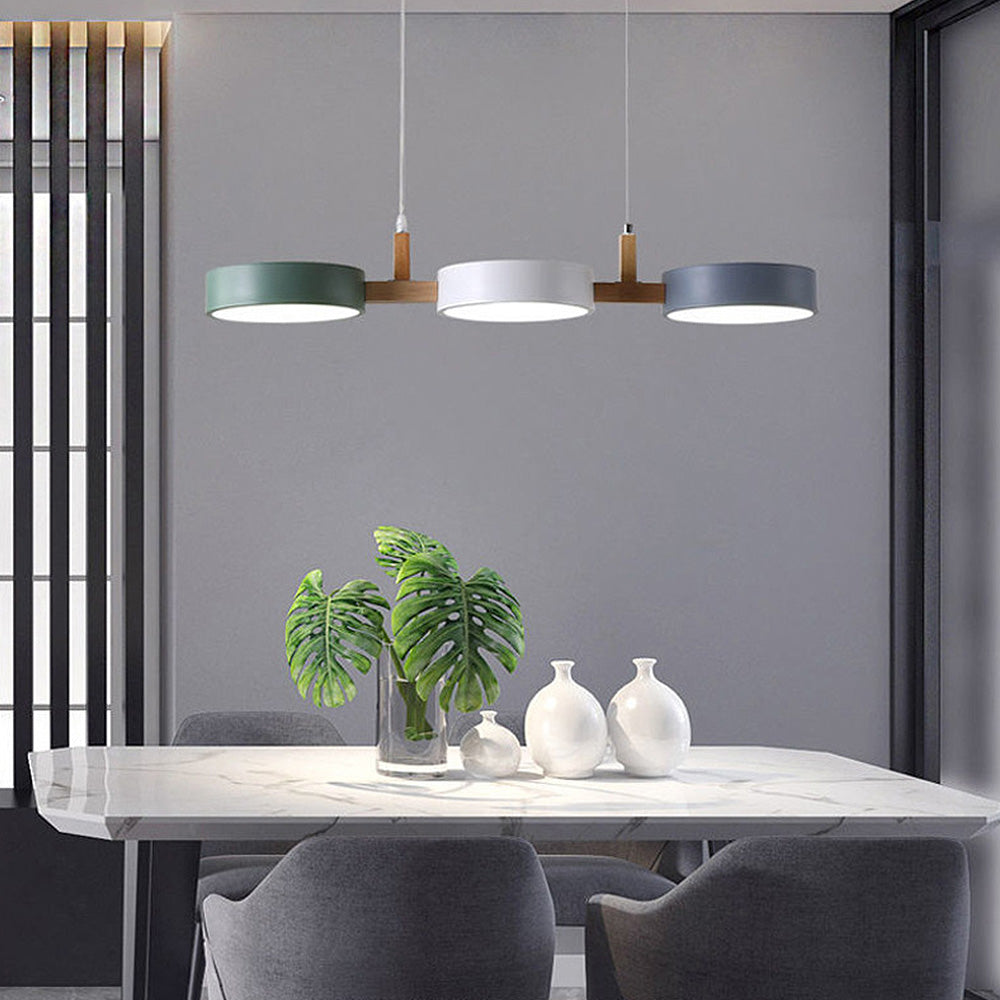 Moderne Hengende Lampe I Metall – Elegant Design Og Trendy Belysning 