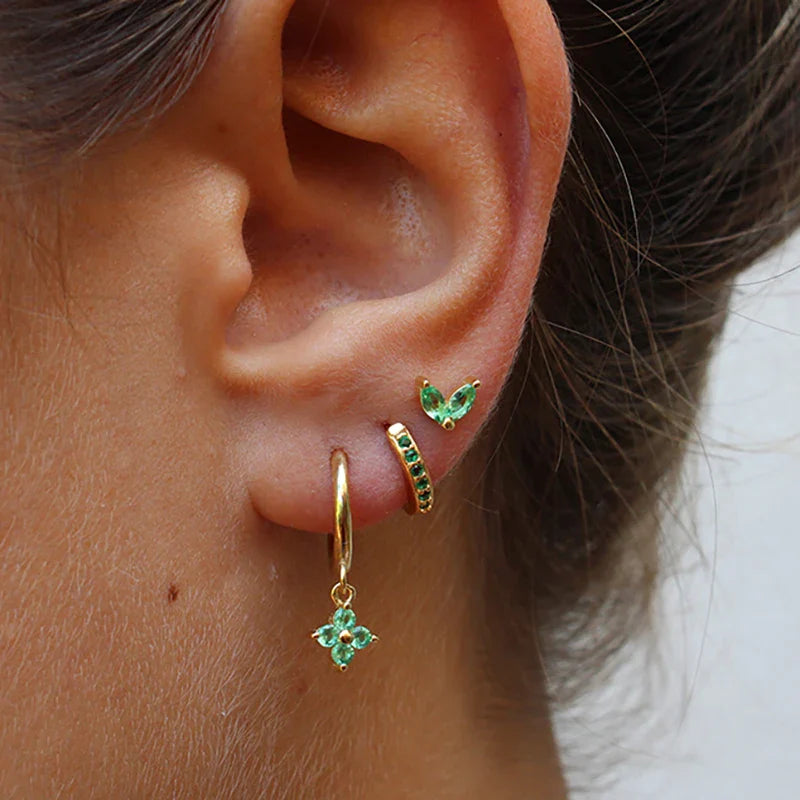 Earrings and Piercings – Versatility and Subtle Brightness 
